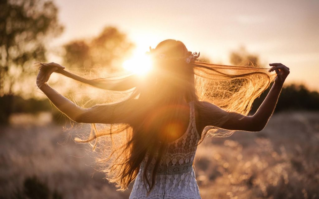 happy_autumn_field_hair_girl_sun_beautiful_hd-wallpaper-1847748