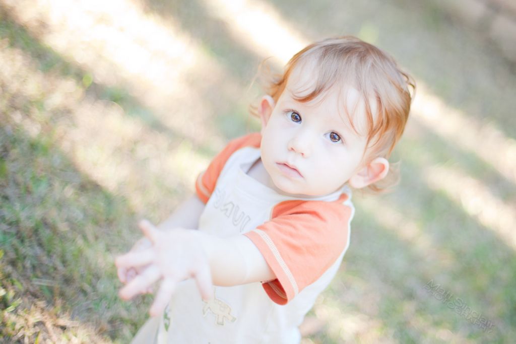 photograph-of-toddler-asking-for-something